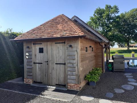 Tuinhuizen, poolhouses & bijgebouwen